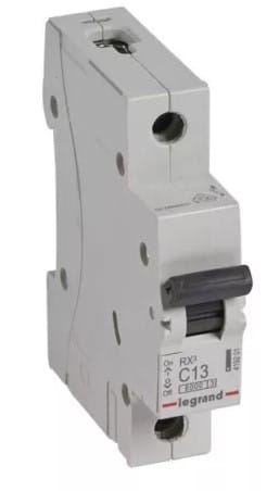 Legrand 1P C13 kismegszakító
Villanyszerelés Pest megyében