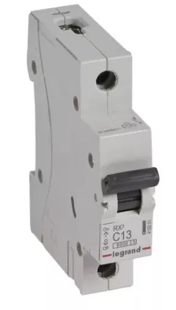 Legrand 1P C13 kismegszakító
Villanyszerelés Pest megyében, Dunakeszin